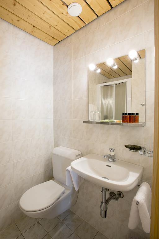 Auberge De L'Hospice Bourg-Saint-Pierre Room photo