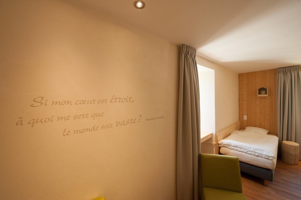 Auberge De L'Hospice Bourg-Saint-Pierre Room photo